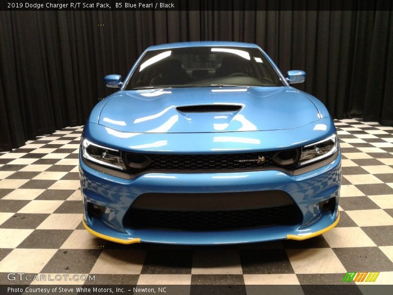 B5 Blue Pearl / Black 2019 Dodge Charger R/T Scat Pack