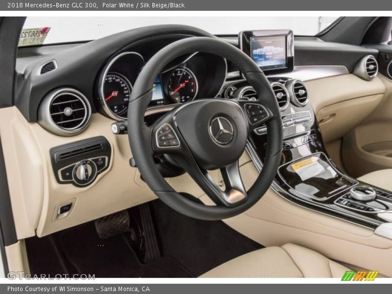 Polar White / Silk Beige/Black 2018 Mercedes-Benz GLC 300