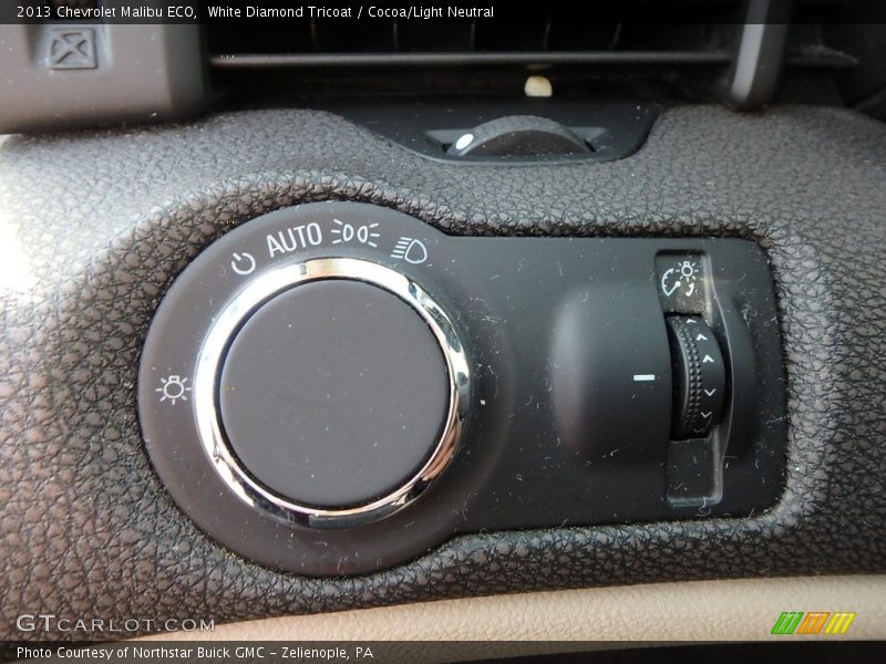 White Diamond Tricoat / Cocoa/Light Neutral 2013 Chevrolet Malibu ECO