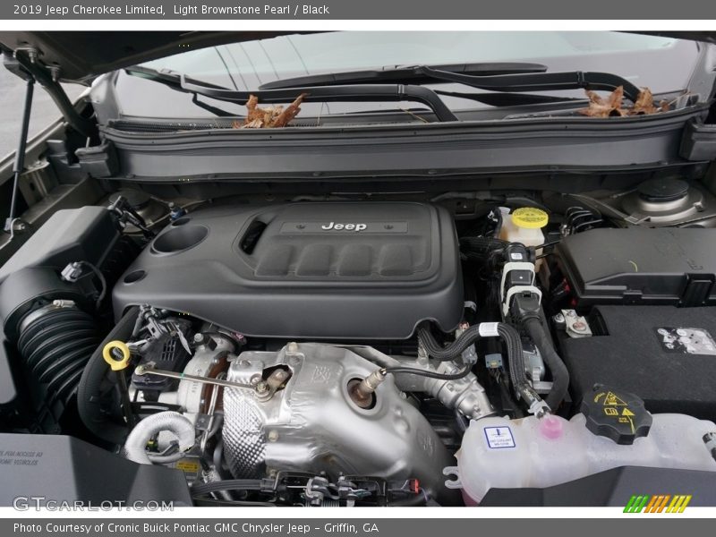  2019 Cherokee Limited Engine - 2.0 Liter Turbocharged DOHC 16-Valve VVT 4 Cylinder
