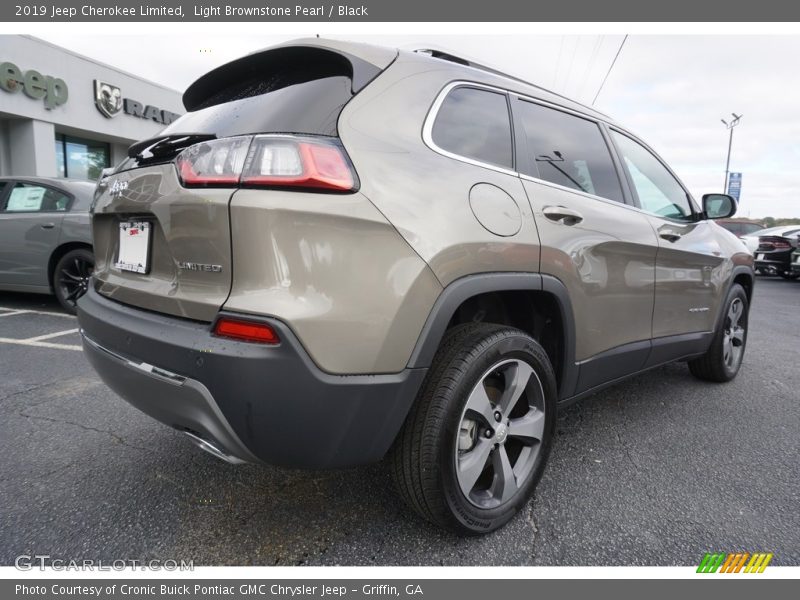 Light Brownstone Pearl / Black 2019 Jeep Cherokee Limited
