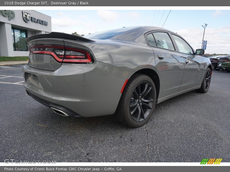 Destroyer Gray / Black 2018 Dodge Charger SXT
