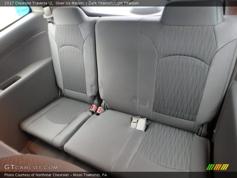 Silver Ice Metallic / Dark Titanium/Light Titanium 2017 Chevrolet Traverse LS