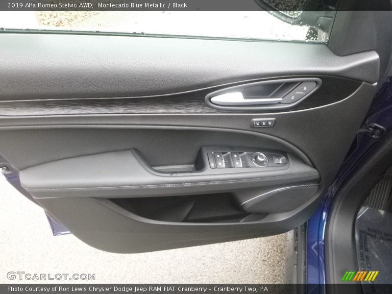 Montecarlo Blue Metallic / Black 2019 Alfa Romeo Stelvio AWD