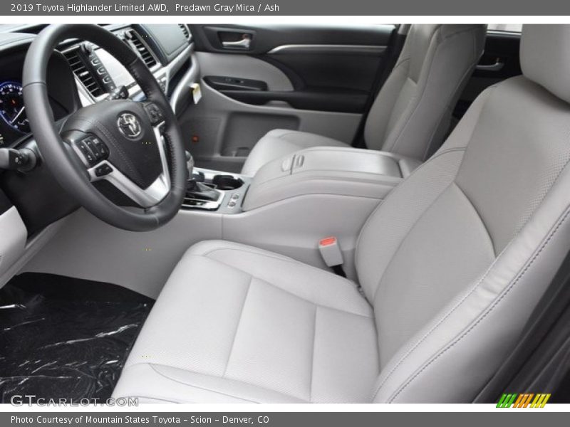 Predawn Gray Mica / Ash 2019 Toyota Highlander Limited AWD