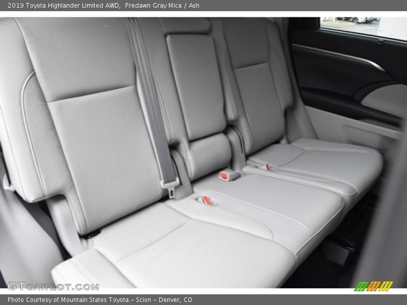 Predawn Gray Mica / Ash 2019 Toyota Highlander Limited AWD