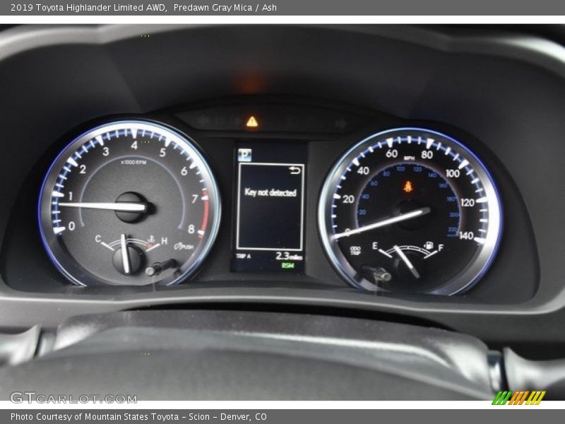 Predawn Gray Mica / Ash 2019 Toyota Highlander Limited AWD