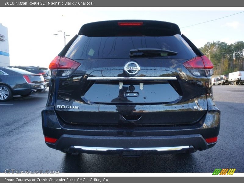 Magnetic Black / Charcoal 2018 Nissan Rogue SL