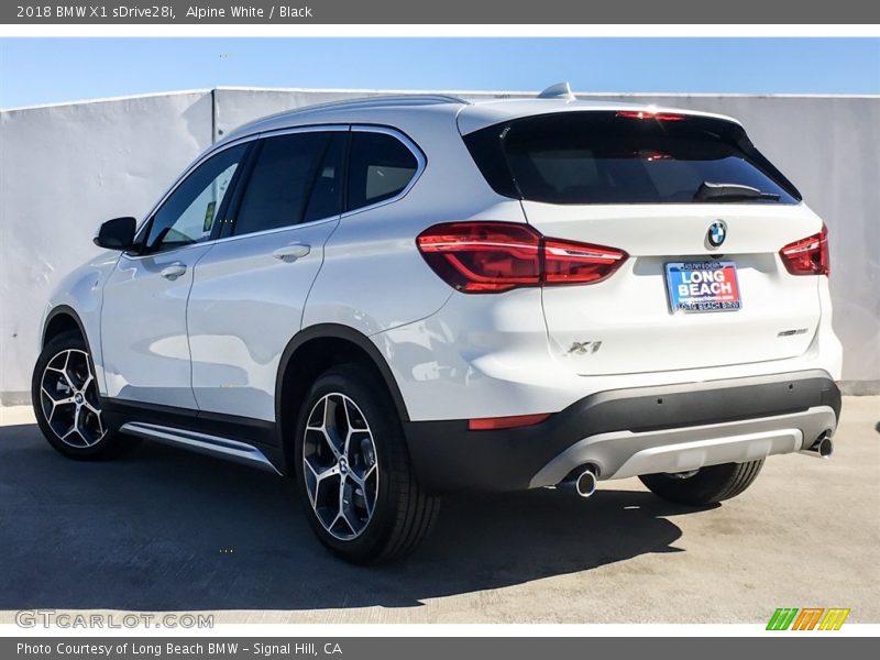 Alpine White / Black 2018 BMW X1 sDrive28i