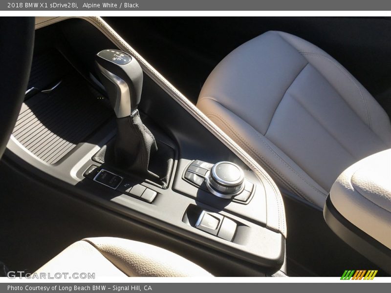 Alpine White / Black 2018 BMW X1 sDrive28i