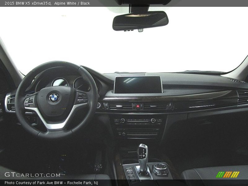 Alpine White / Black 2015 BMW X5 xDrive35d