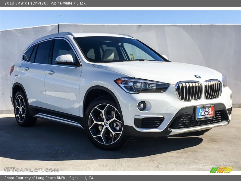Alpine White / Black 2018 BMW X1 sDrive28i
