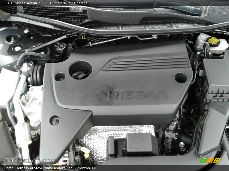 Gun Metallic / Charcoal 2018 Nissan Altima 2.5 S
