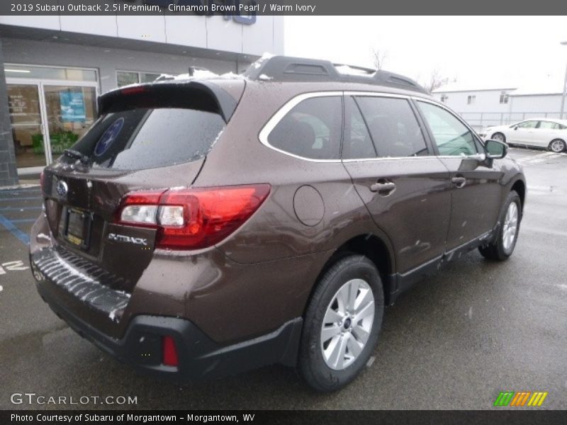 Cinnamon Brown Pearl / Warm Ivory 2019 Subaru Outback 2.5i Premium