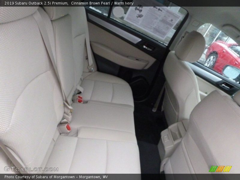 Cinnamon Brown Pearl / Warm Ivory 2019 Subaru Outback 2.5i Premium