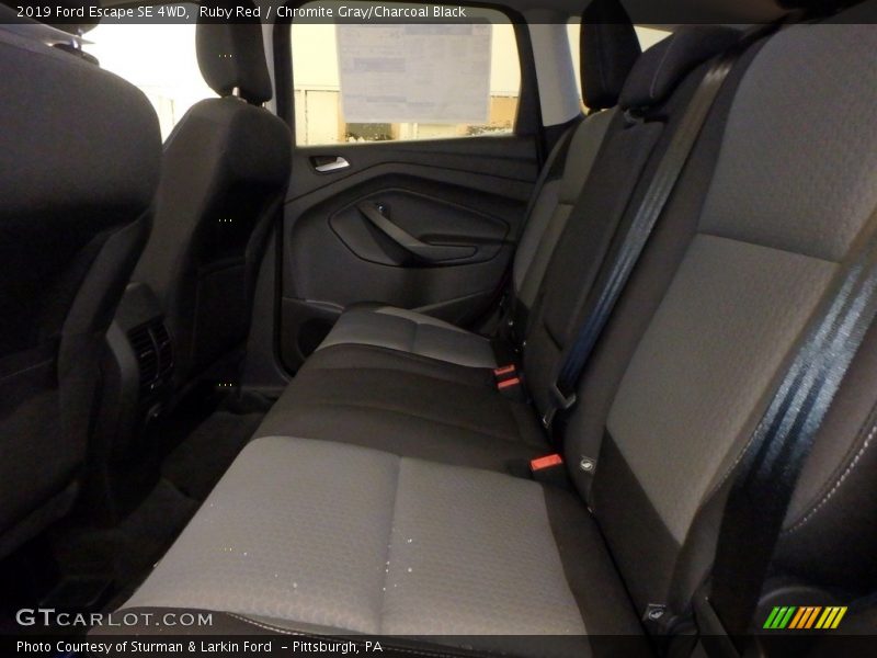 Ruby Red / Chromite Gray/Charcoal Black 2019 Ford Escape SE 4WD