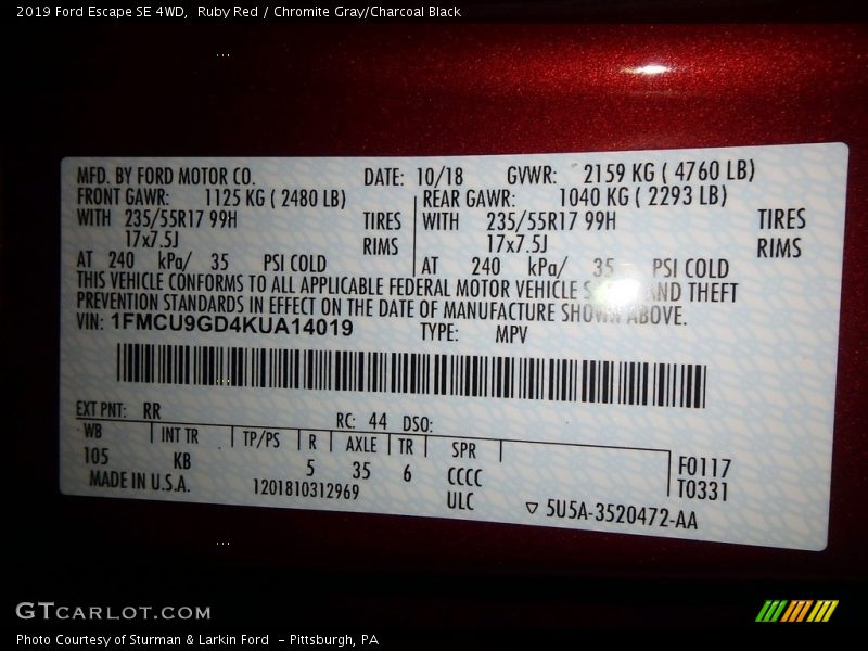 Ruby Red / Chromite Gray/Charcoal Black 2019 Ford Escape SE 4WD