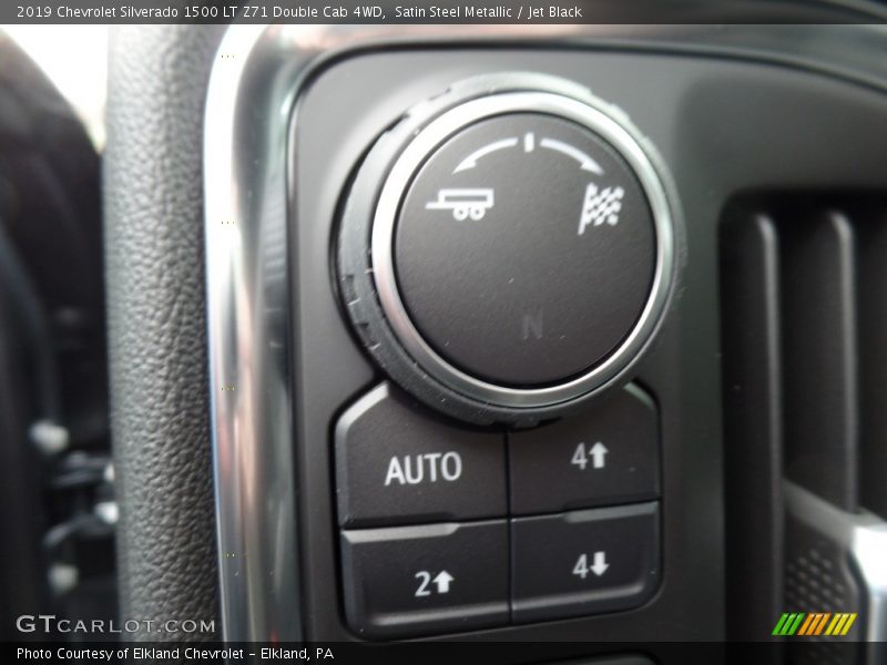 Controls of 2019 Silverado 1500 LT Z71 Double Cab 4WD