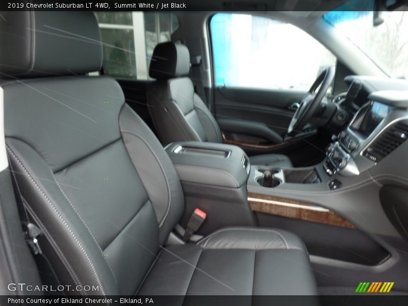 Summit White / Jet Black 2019 Chevrolet Suburban LT 4WD
