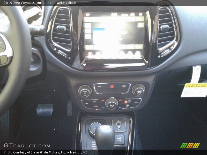 White / Black 2019 Jeep Compass Limited 4x4