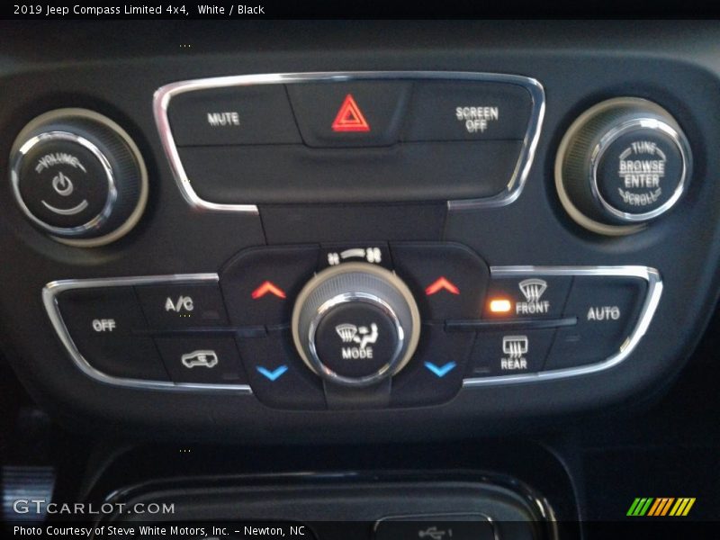 White / Black 2019 Jeep Compass Limited 4x4