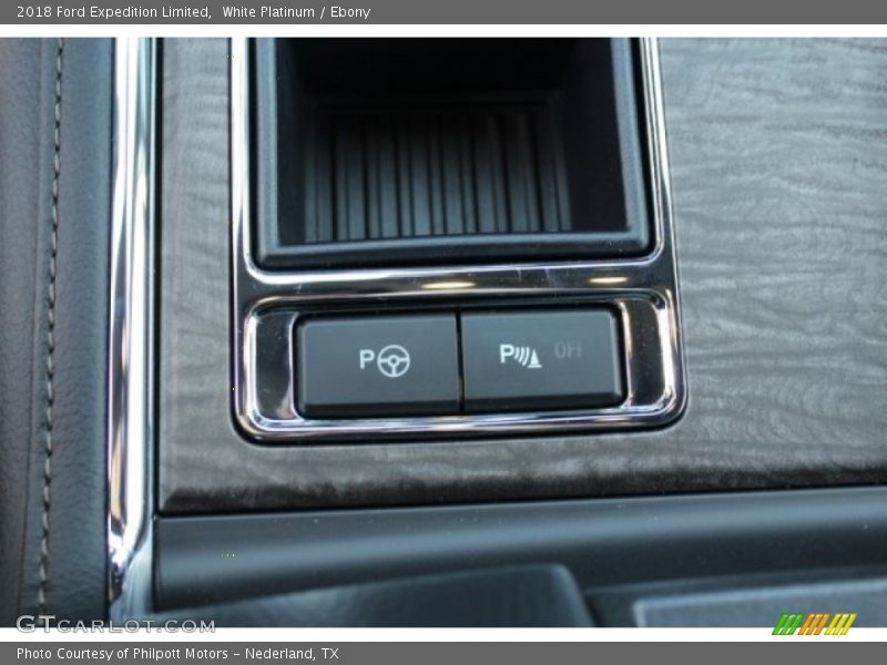 White Platinum / Ebony 2018 Ford Expedition Limited