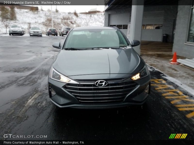 Machine Gray / Gray 2019 Hyundai Elantra SE