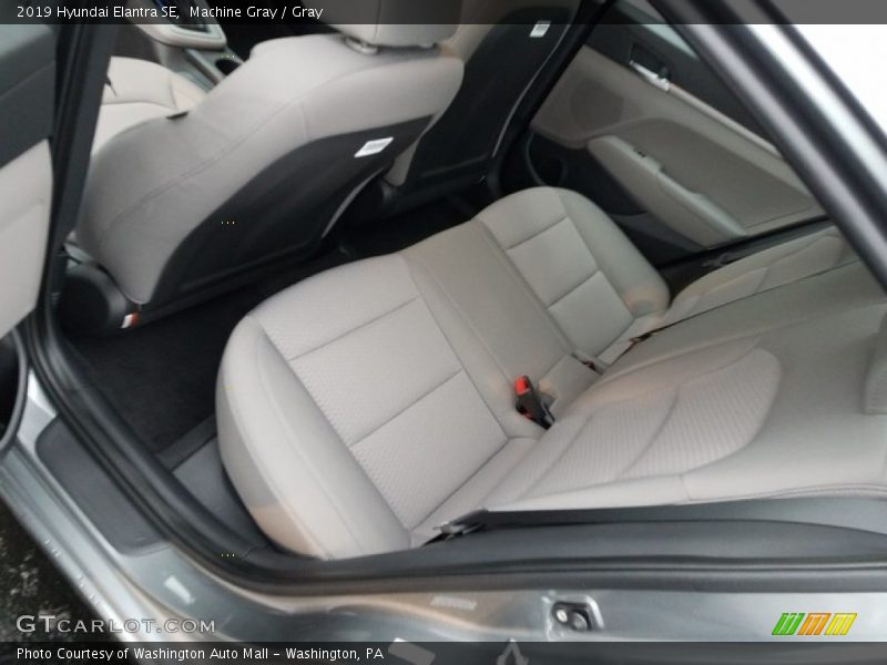 Machine Gray / Gray 2019 Hyundai Elantra SE