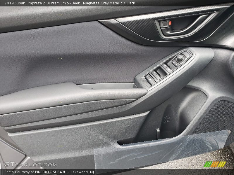 Magnetite Gray Metallic / Black 2019 Subaru Impreza 2.0i Premium 5-Door