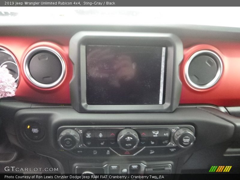 Sting-Gray / Black 2019 Jeep Wrangler Unlimited Rubicon 4x4