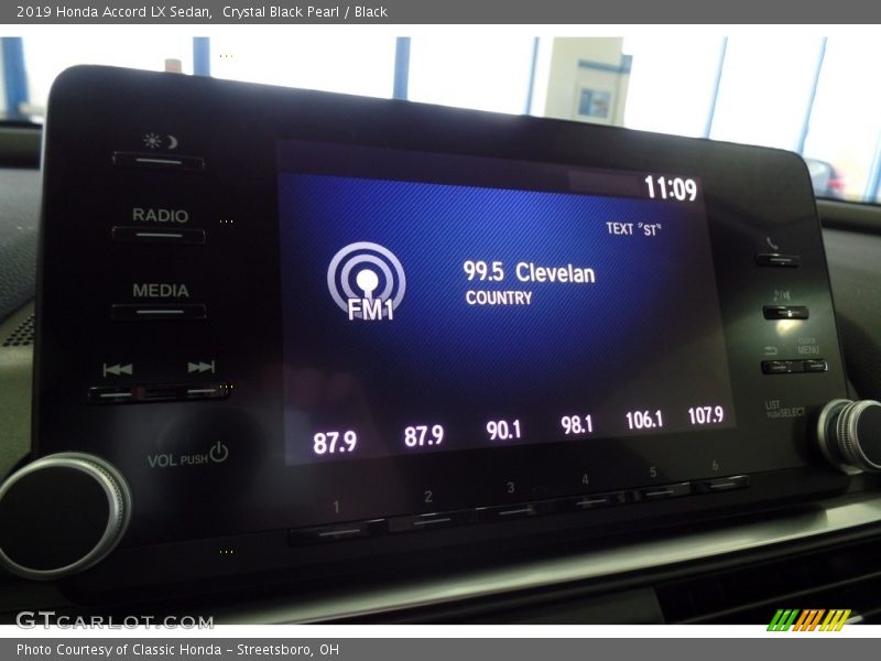 Crystal Black Pearl / Black 2019 Honda Accord LX Sedan