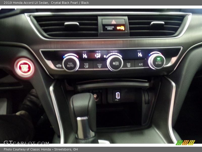 Crystal Black Pearl / Black 2019 Honda Accord LX Sedan