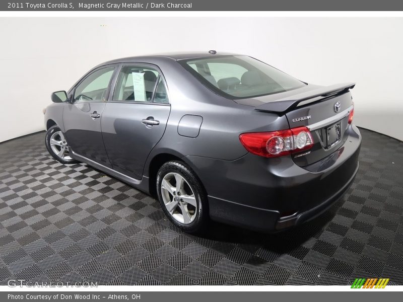 Magnetic Gray Metallic / Dark Charcoal 2011 Toyota Corolla S