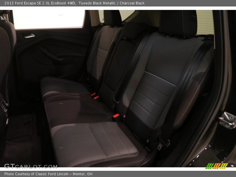 Tuxedo Black Metallic / Charcoal Black 2013 Ford Escape SE 2.0L EcoBoost 4WD