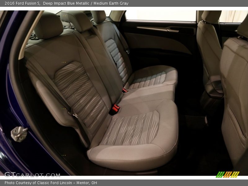 Deep Impact Blue Metallic / Medium Earth Gray 2016 Ford Fusion S