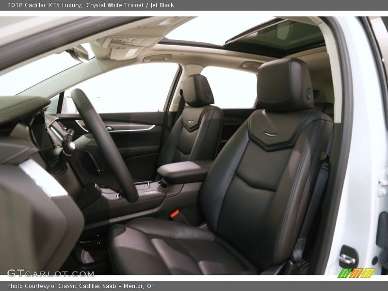 Crystal White Tricoat / Jet Black 2018 Cadillac XT5 Luxury