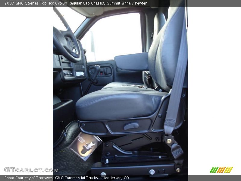 Summit White / Pewter 2007 GMC C Series TopKick C7500 Regular Cab Chassis