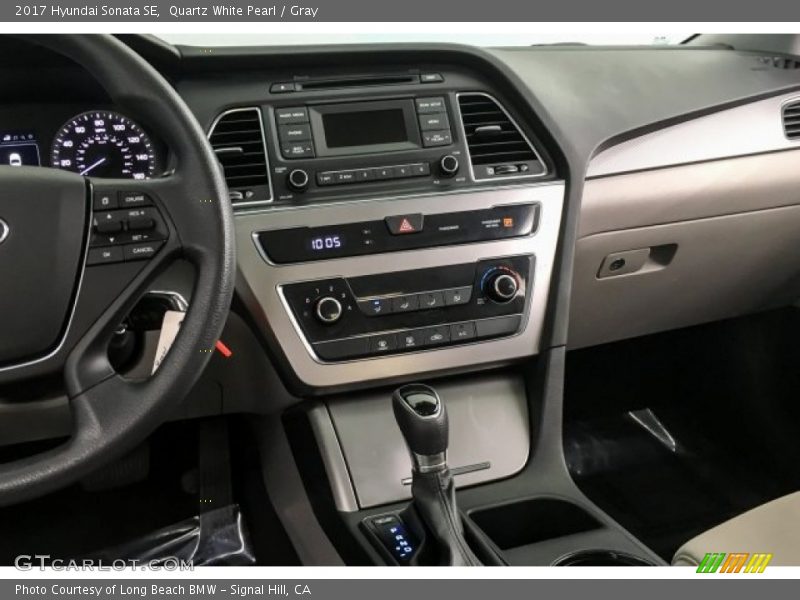 Quartz White Pearl / Gray 2017 Hyundai Sonata SE