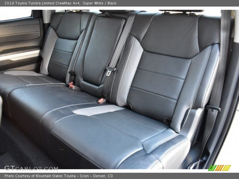 Super White / Black 2019 Toyota Tundra Limited CrewMax 4x4