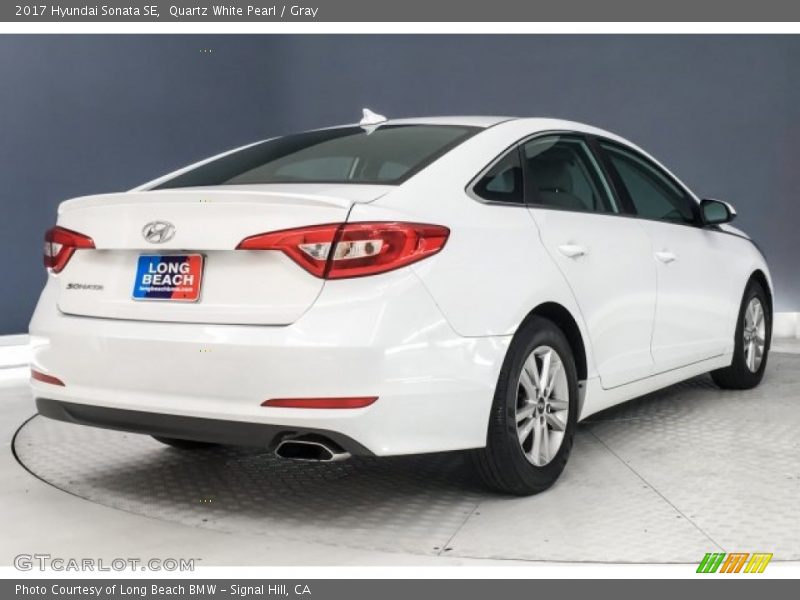 Quartz White Pearl / Gray 2017 Hyundai Sonata SE