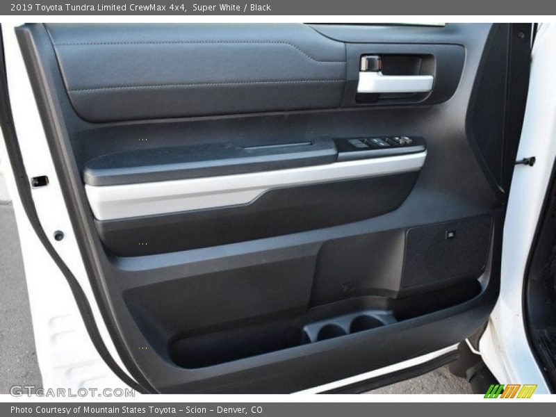 Super White / Black 2019 Toyota Tundra Limited CrewMax 4x4