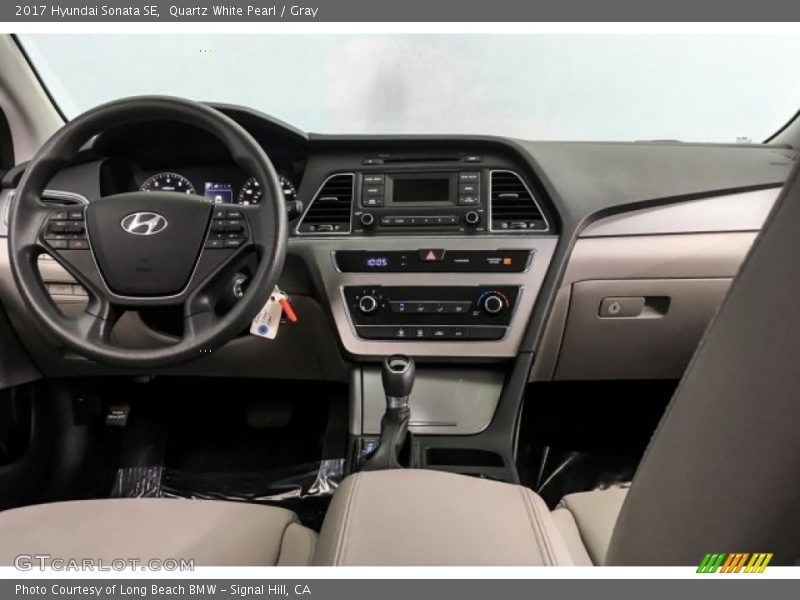 Quartz White Pearl / Gray 2017 Hyundai Sonata SE