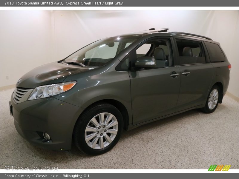 Cypress Green Pearl / Light Gray 2013 Toyota Sienna Limited AWD