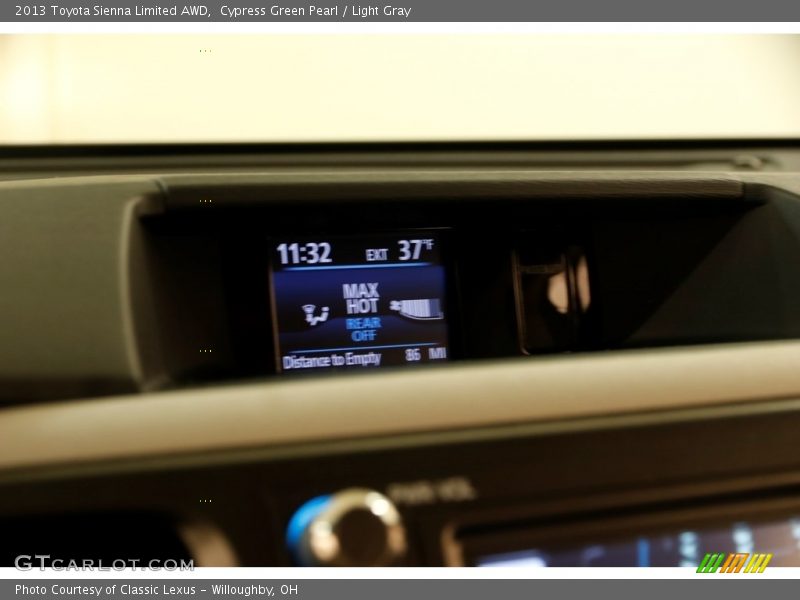 Cypress Green Pearl / Light Gray 2013 Toyota Sienna Limited AWD