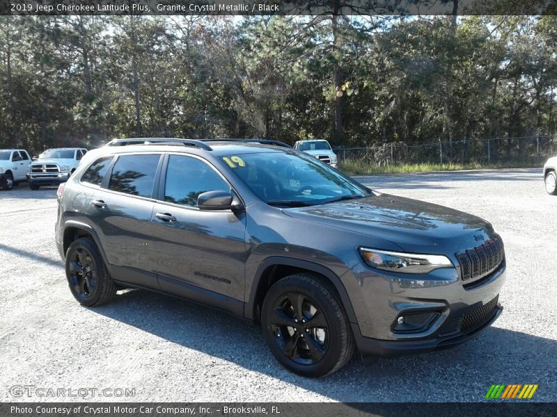 Granite Crystal Metallic / Black 2019 Jeep Cherokee Latitude Plus