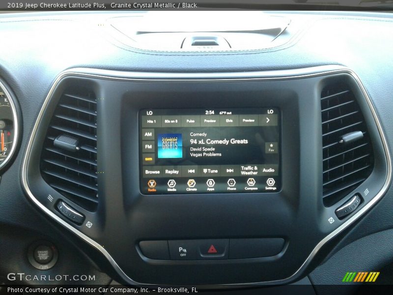Granite Crystal Metallic / Black 2019 Jeep Cherokee Latitude Plus