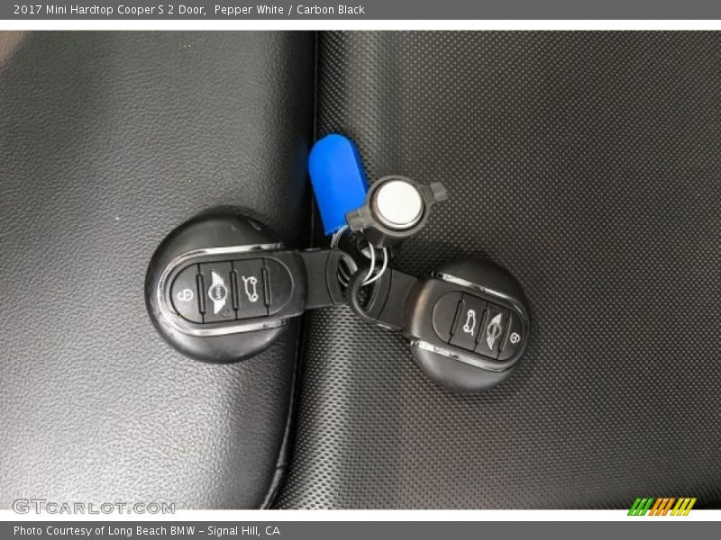Pepper White / Carbon Black 2017 Mini Hardtop Cooper S 2 Door
