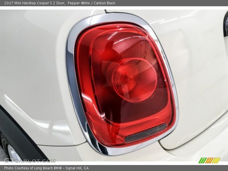 Pepper White / Carbon Black 2017 Mini Hardtop Cooper S 2 Door