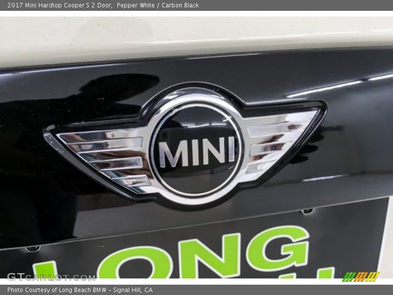 Pepper White / Carbon Black 2017 Mini Hardtop Cooper S 2 Door