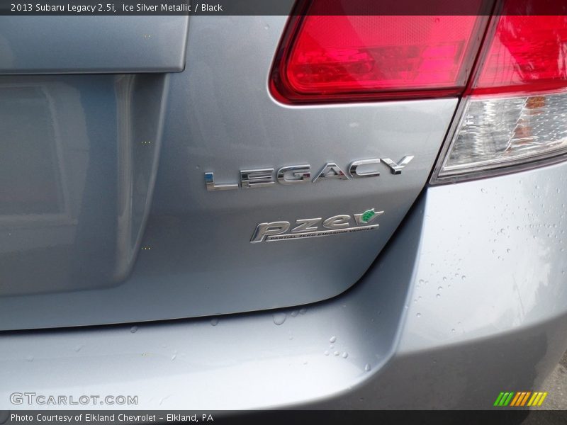 Ice Silver Metallic / Black 2013 Subaru Legacy 2.5i